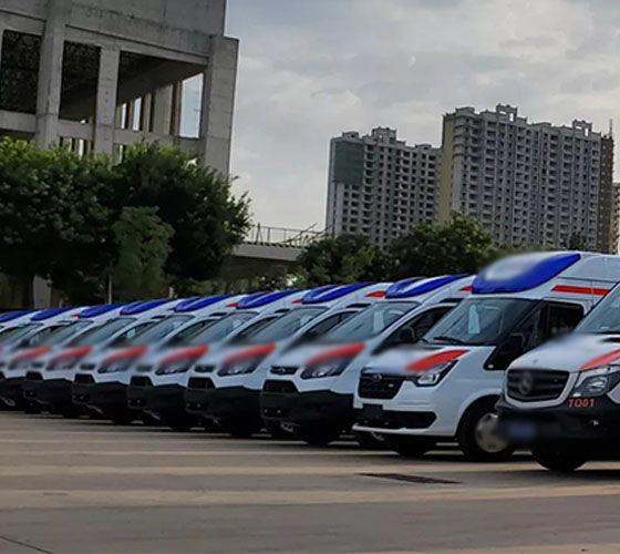 曲麻莱县服务车队展示